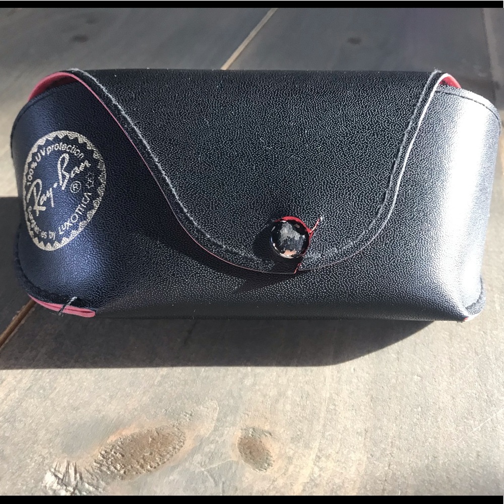 Ray-Ban Aviators - Picture 2 of 8